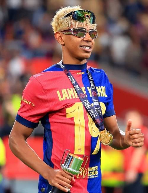 阿森纳凭借人才储备和青训成果，正向争冠目标迈进，阿尔特塔期待开启新统治模式。