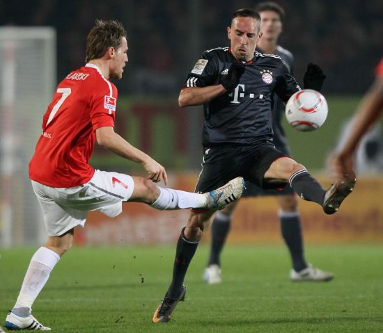 罗马诺：拉莫斯将离开蒙特雷，他希望加盟新球队而不是退役（罗马诺：拉莫斯将告别蒙特雷，更愿加盟新东家而非退役）