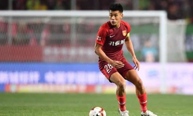 官方：那不勒斯中场安古伊萨当选意甲10月最佳球员