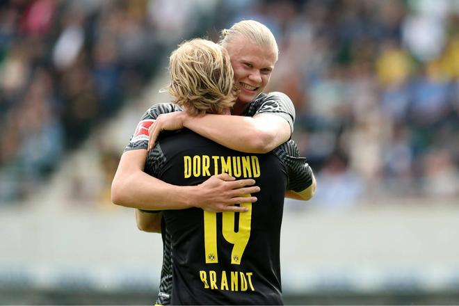 意甲俱乐部球衣胸前广告赞助费TOP10：米兰双雄3000万并列第1（意甲球衣胸前赞助费前十榜：米兰双雄以3000万并列第一）