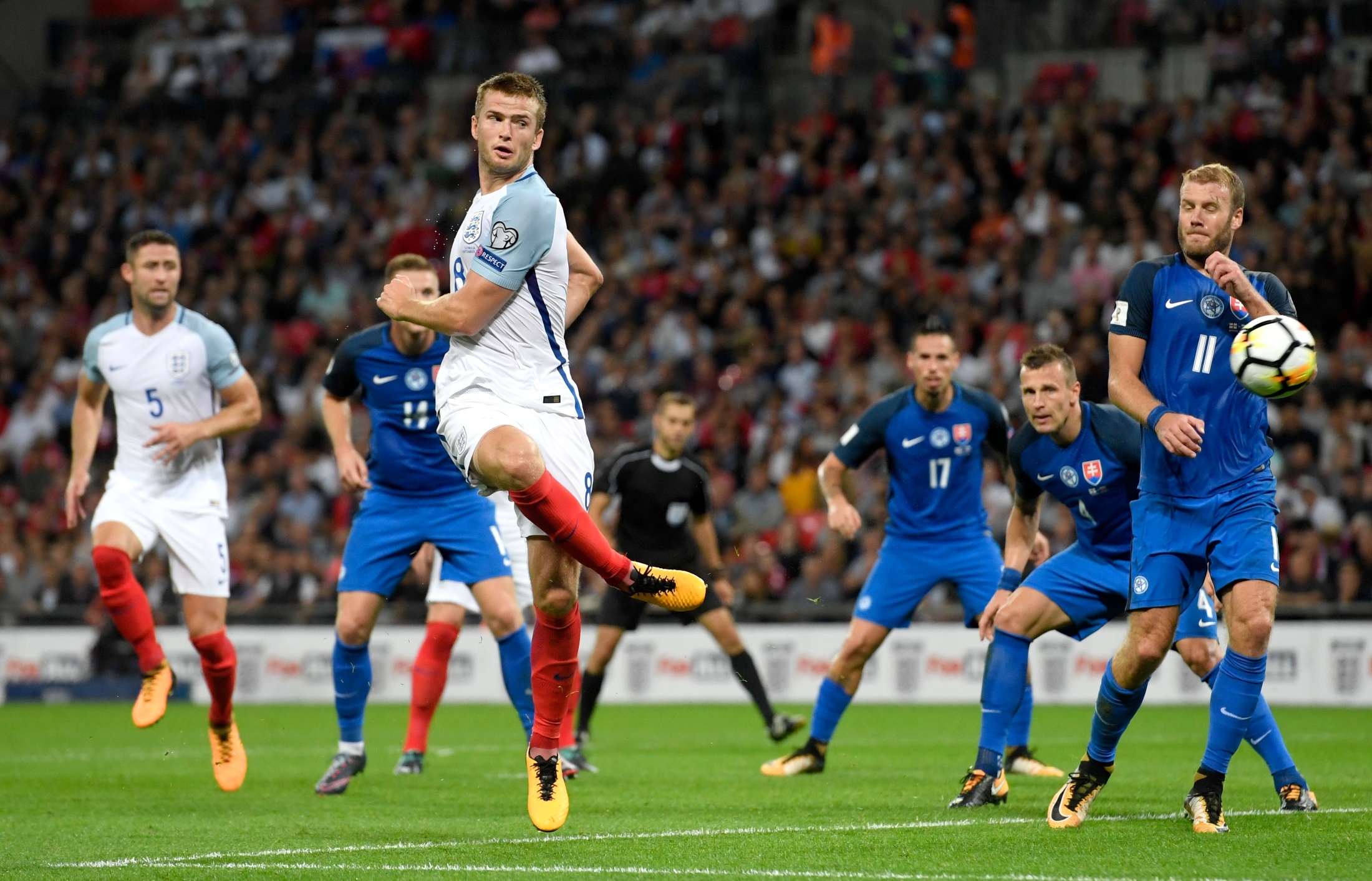 卡萨诺：如果是我会把科内卖给国米，然后罗马签下埃德森和卢克曼（卡萨诺支招：先将科内卖给国米，再促罗马引进埃德森与卢克曼）