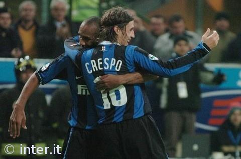 谢维军：收官战球票一下子就卖光了，我们全队上下也非常开心（谢维军：收官战门票瞬间售罄，全队上下倍感欣喜）