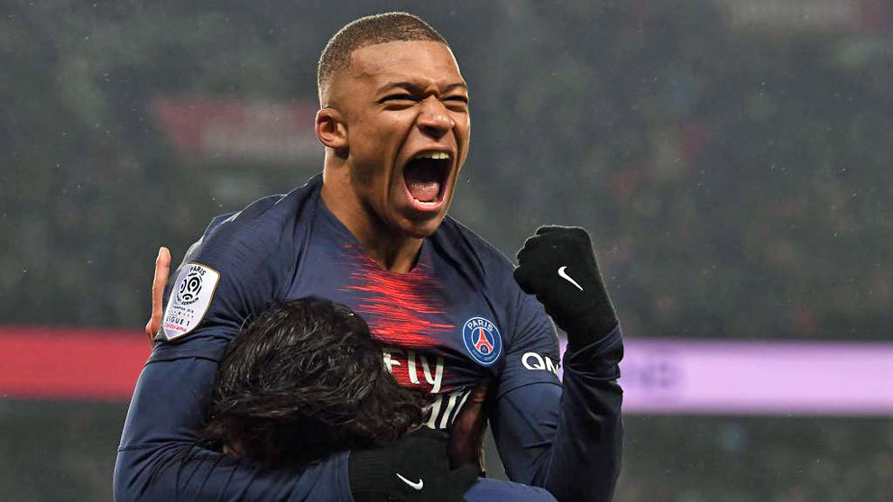 邮报：内维斯成为曼联冬窗的选择，新月准备2000万镑放人（每日邮报：曼联冬窗瞄准鲁本-内维斯，利雅得新月愿以2000万英镑放行）