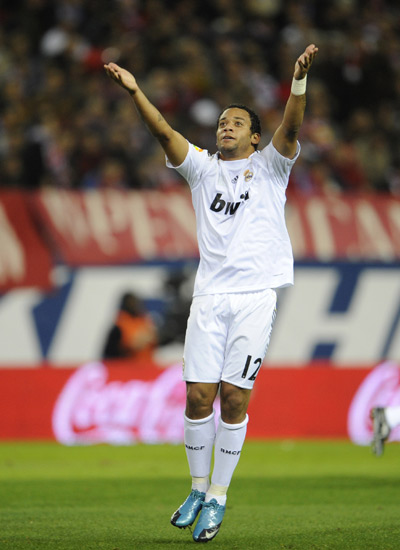 记者：米兰正在和弗拉霍维奇经纪人谈明夏免签（记者称：米兰正与弗拉霍维奇经纪人商谈明夏自由加盟）