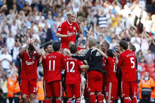 明智之举？米兰杯赛出局未必是坏事，单线作战全力冲击意甲桂冠（出局未必坏事？米兰轻装上阵专攻联赛，剑指意甲冠军）