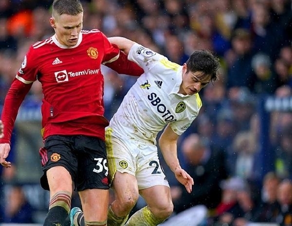 热议！韩国全能国脚遭中超多队哄抢，浙江在列，买断费100万美元（中超多队争抢韩国多面手国脚，浙江在列，买断费100万美元）