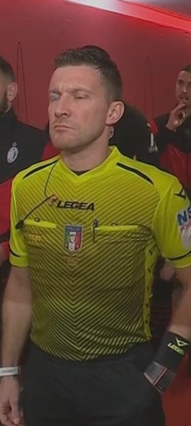 中国澳门球员：澳门联赛球员平均每场收入约445-890元人民币（澳门联赛球员每场平均收入约445至890元人民币）