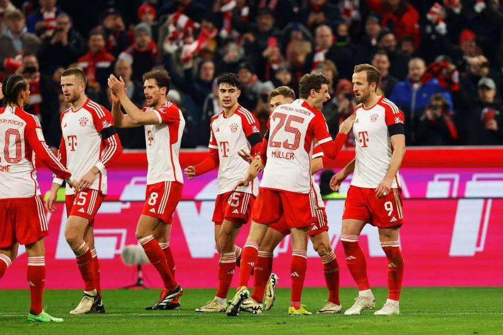 世欧预战报：赖因德斯、加克波传射，荷兰4-0直通世界杯（世预赛欧洲区战报：赖因德斯、加克波传射建功，荷兰4-0直接晋级世界杯）