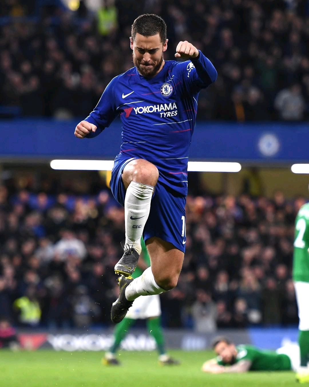 态度积极表现中等：谢尔基vs乌克兰个人集锦（积极投入、发挥中规中矩：谢尔基对阵乌克兰个人集锦）