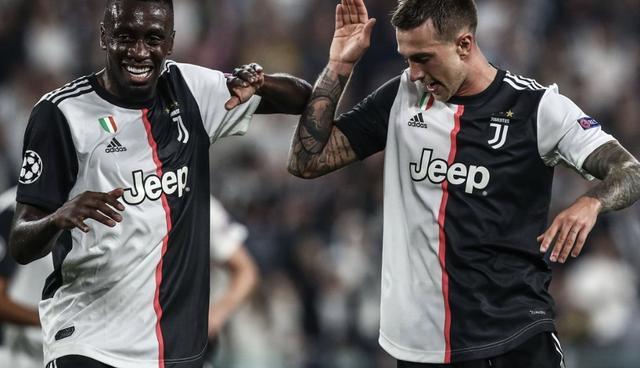 状态出色！哈登半场17分5助，伦纳德轰下18分（状态拉满！哈登半场17分5助攻，伦纳德砍下18分）