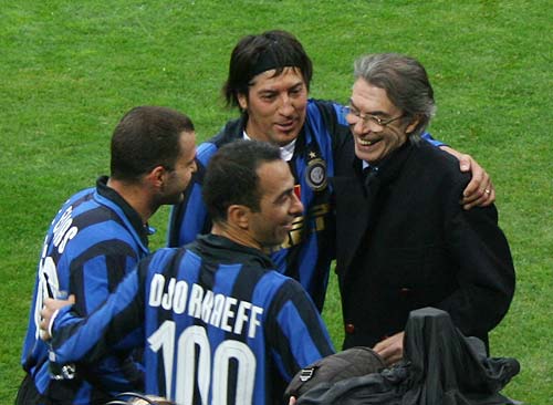 荷甲战报：巴卡尔替补送乌龙，海伦芬3-0鹿特丹斯巴达（荷甲快讯：替补巴卡尔自摆乌龙，海伦芬3比0完胜斯巴达鹿特丹）